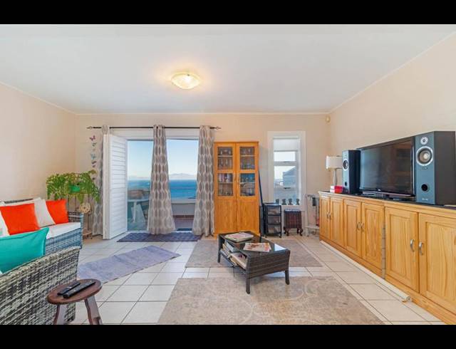 3 BEDROOM DUPLEX FOR SALE IN SIMONSTOWN
